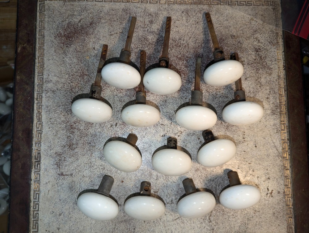 12 Antique White Porcelain Door Knobs Doorknobs Salvage Hardware Repurpose