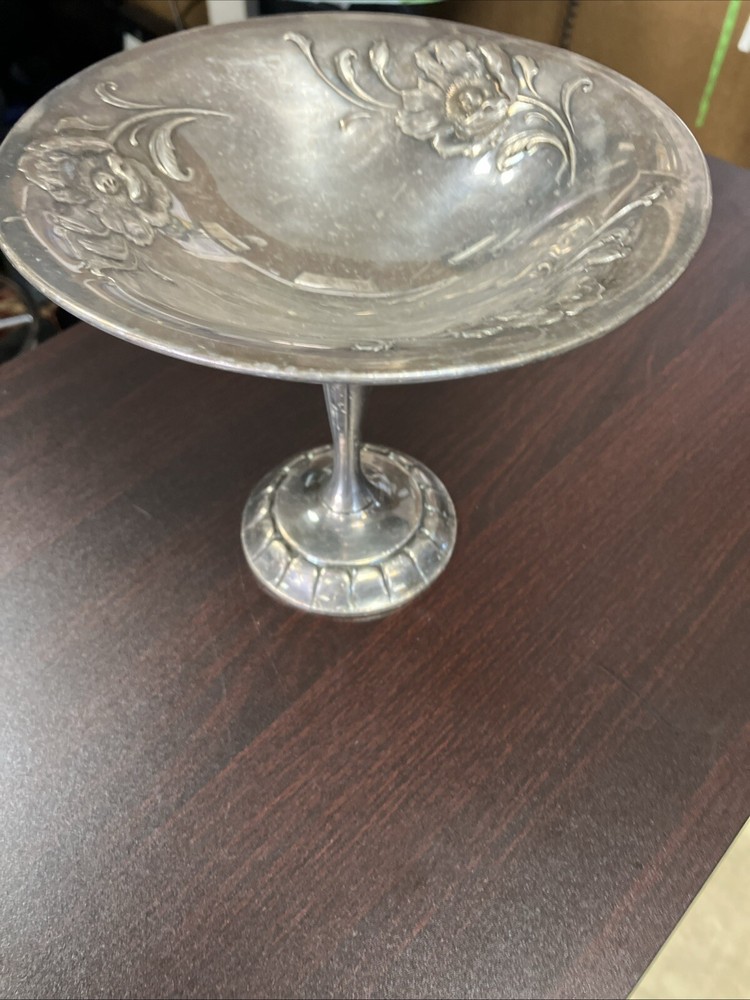 Silver Plated Pedestal Candy Dish 7 3/4” Vintage Floral Design