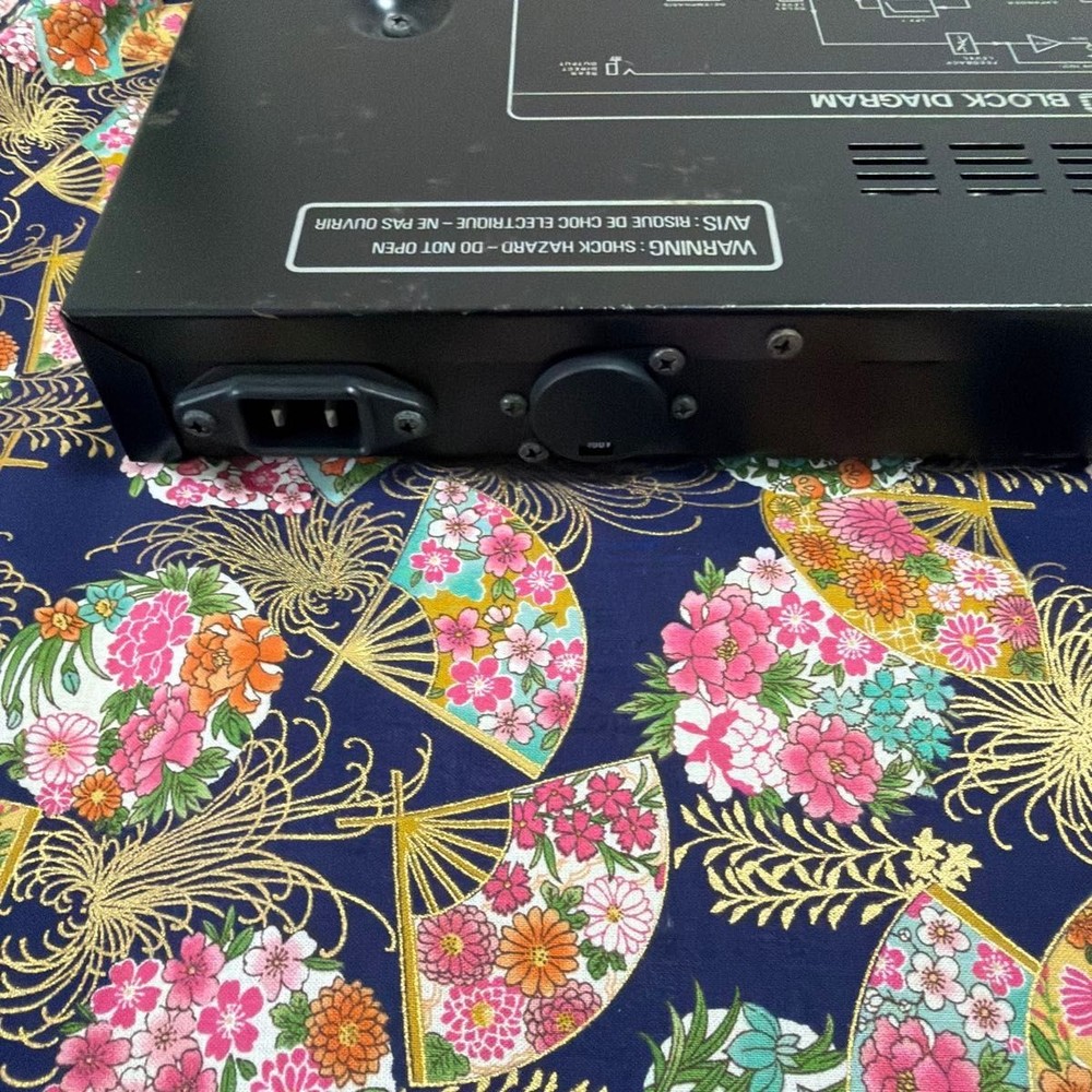 BOSS DE-200 Digital Delay effecter shipped from Japan