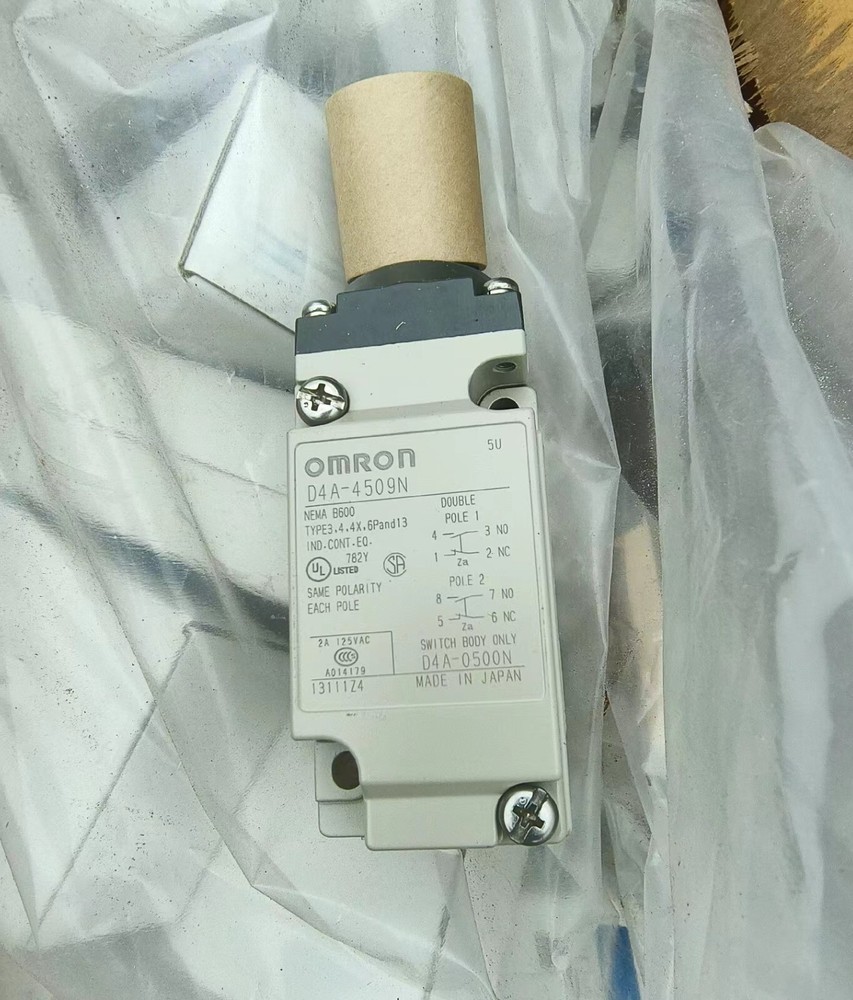 1pc NEW D4A-4509N Limit Switch #VUH1 CH