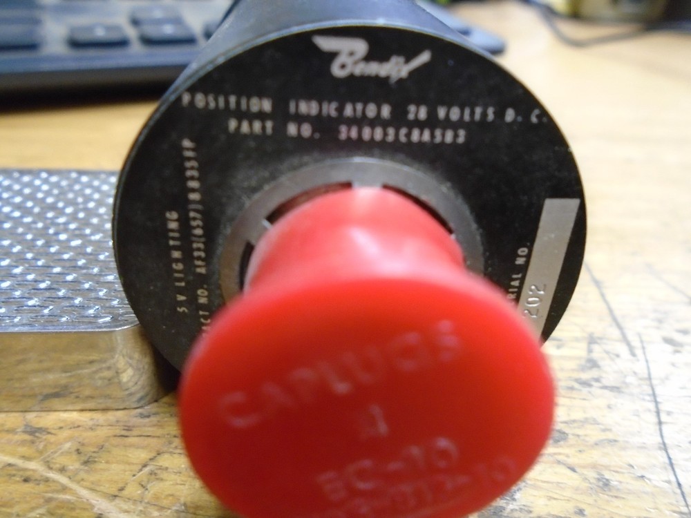 BENDIX 34003c8a5b3 28volt NOSE TRIM 1.56" od POSITION INDICATOR