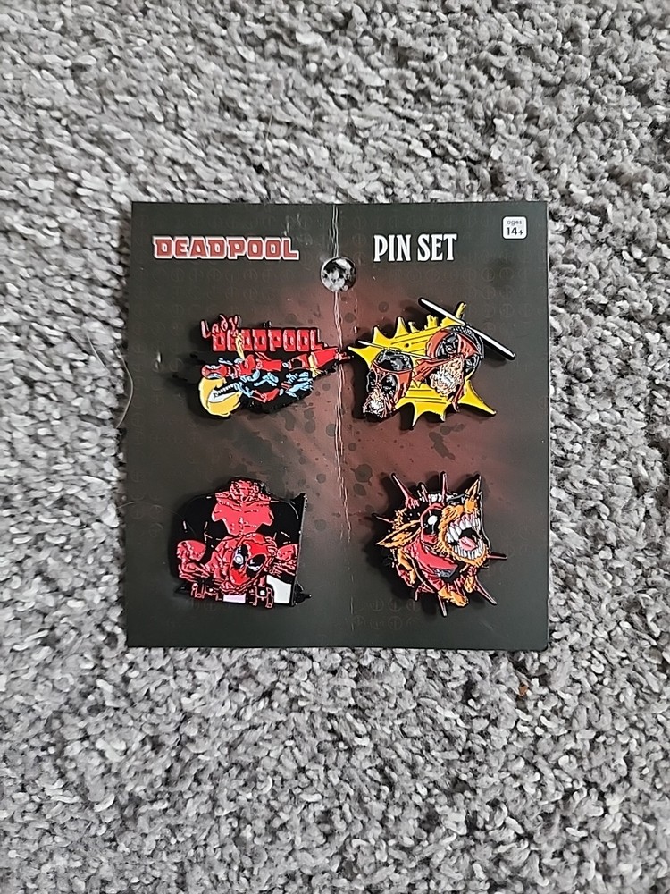 Marvel Deadpool Pin Set