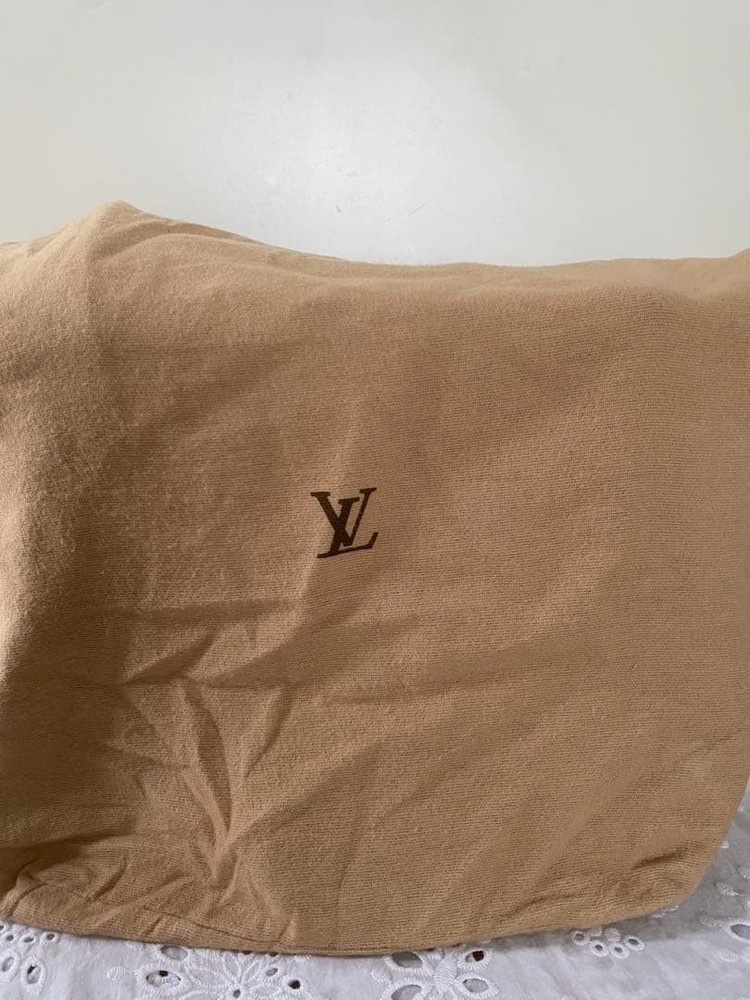 LOUIS VUITTON Damier shoulder bag