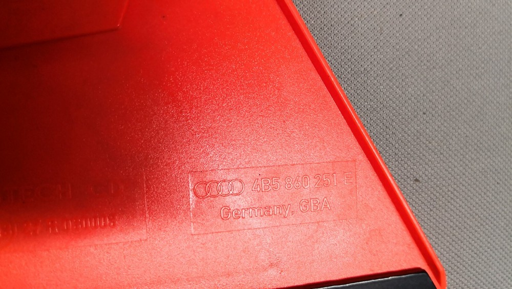 4B5860251E Audi A4 B7 Warning Triangle