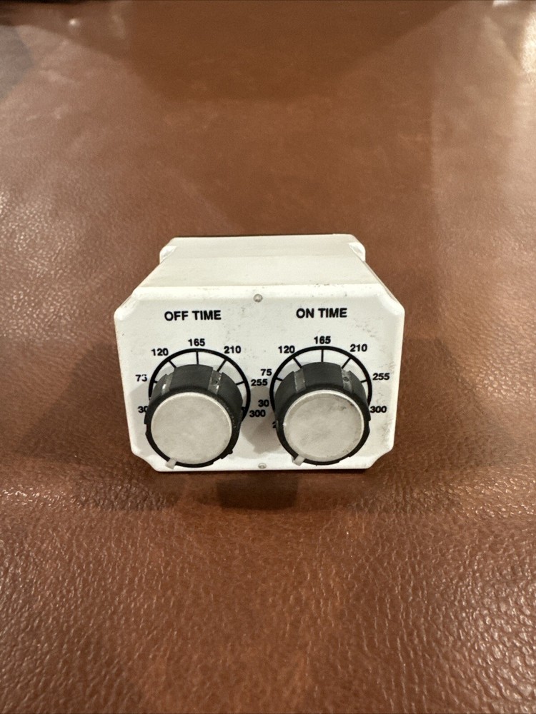 MAGNECRAFT W222ACPFX-16 120VAC SOLID STATE TIME DELAY RELAY #GLB-2-8