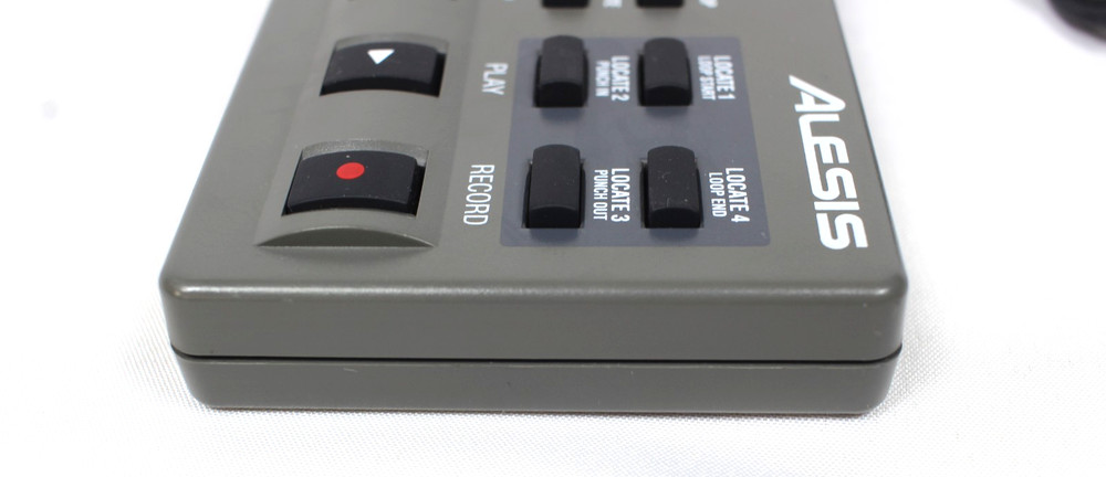 ALESIS ADAT WIRED REMOTE CONTROL GOOD PHYSICAL CONDITION.