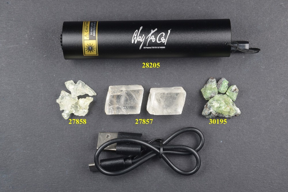 JHSet330 Mini Longwave Flashlight and 3 Different Minerals