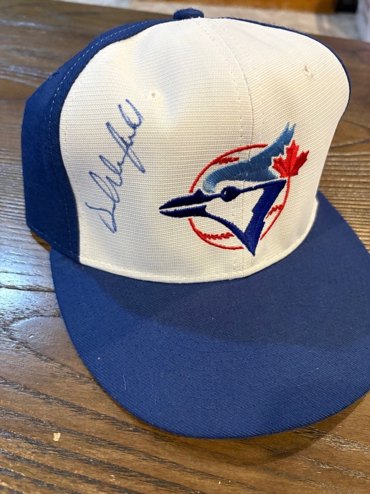DAVE    WINFIELD    BLUE   JAYS    SIGNED   HAT