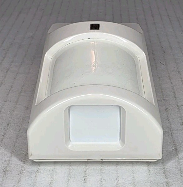 Ademco Motion Detector 998 PIR With Lockdown Zone New