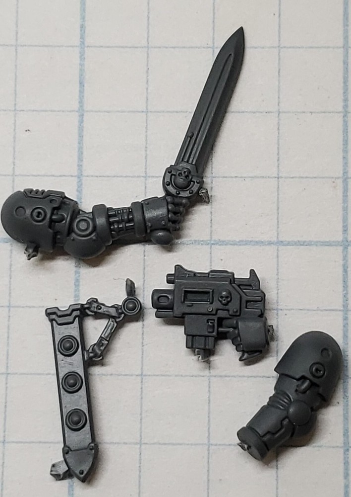 30K Space Marine Bits Mark III Command Squad Bionic Arm Power Sword Sheath