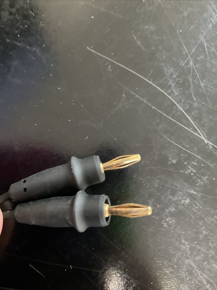 Quantum Instruments High-Frequency Cable with Banana Pins QI2301
