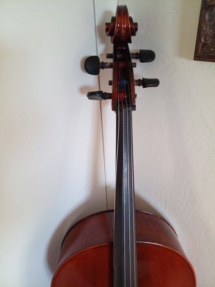 cello 4/4 used with hard case