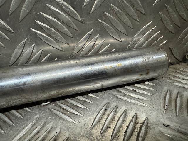 HONDA CB 250 N left fork leg