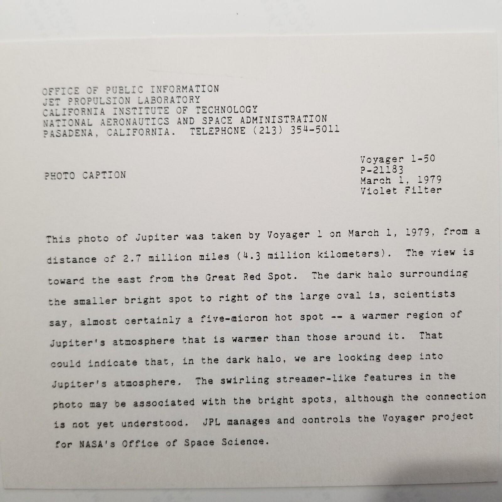 ORIGINAL NASA VOYAGER 1 VIOLET PHOTO JUPITER GREAT RED SPOT KODAK PAPER JPL 1979