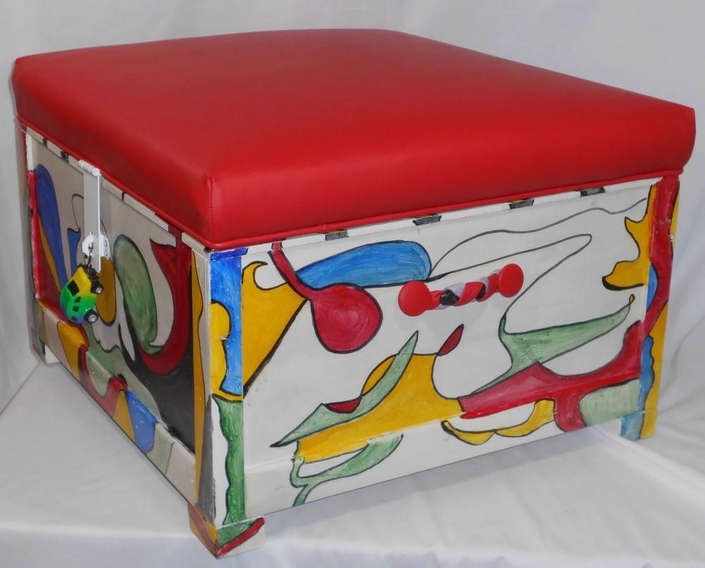 Happy Ottoman/ Storage Box ( Primitive)