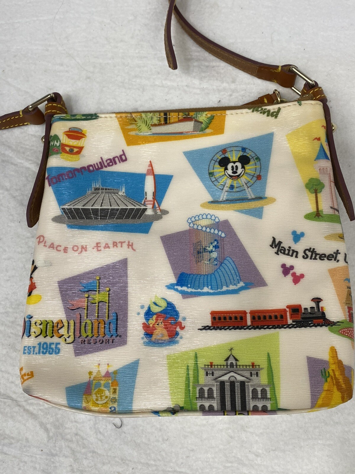 Disney Dooney and Bourke DISNEYLAND Resort Parks Retro Print Crossbody Bag