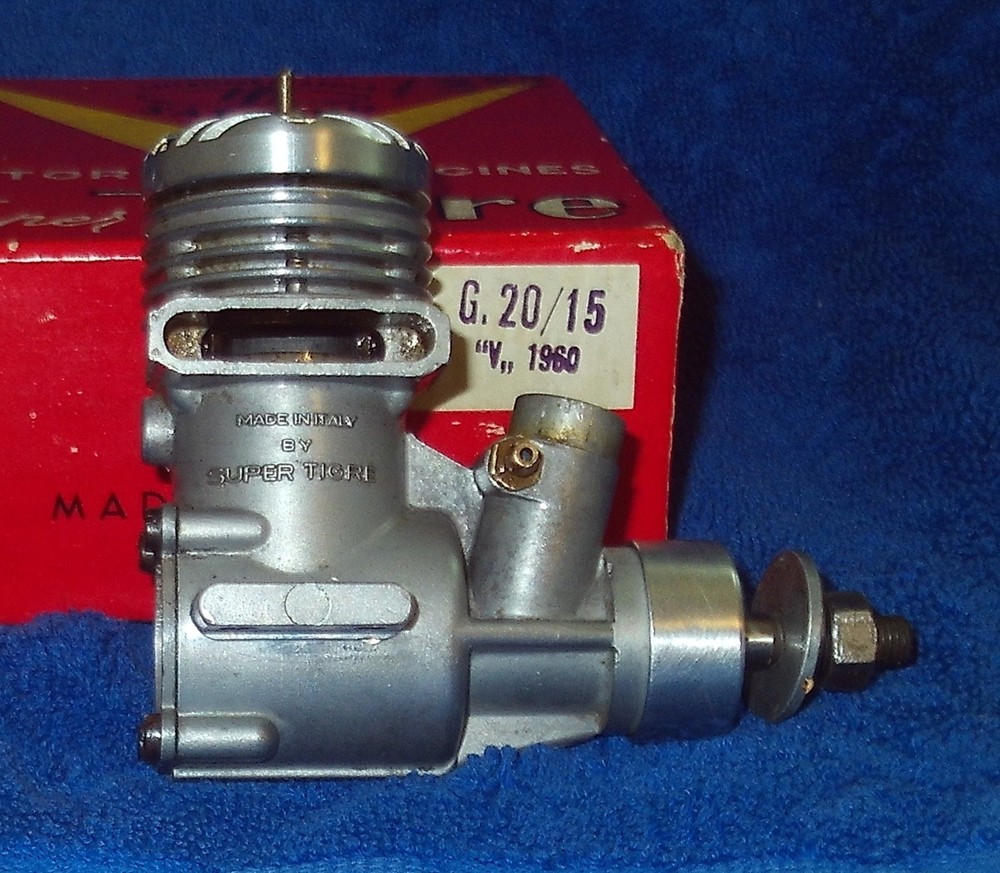 SUPER TIGRE G21 35 ENGINE