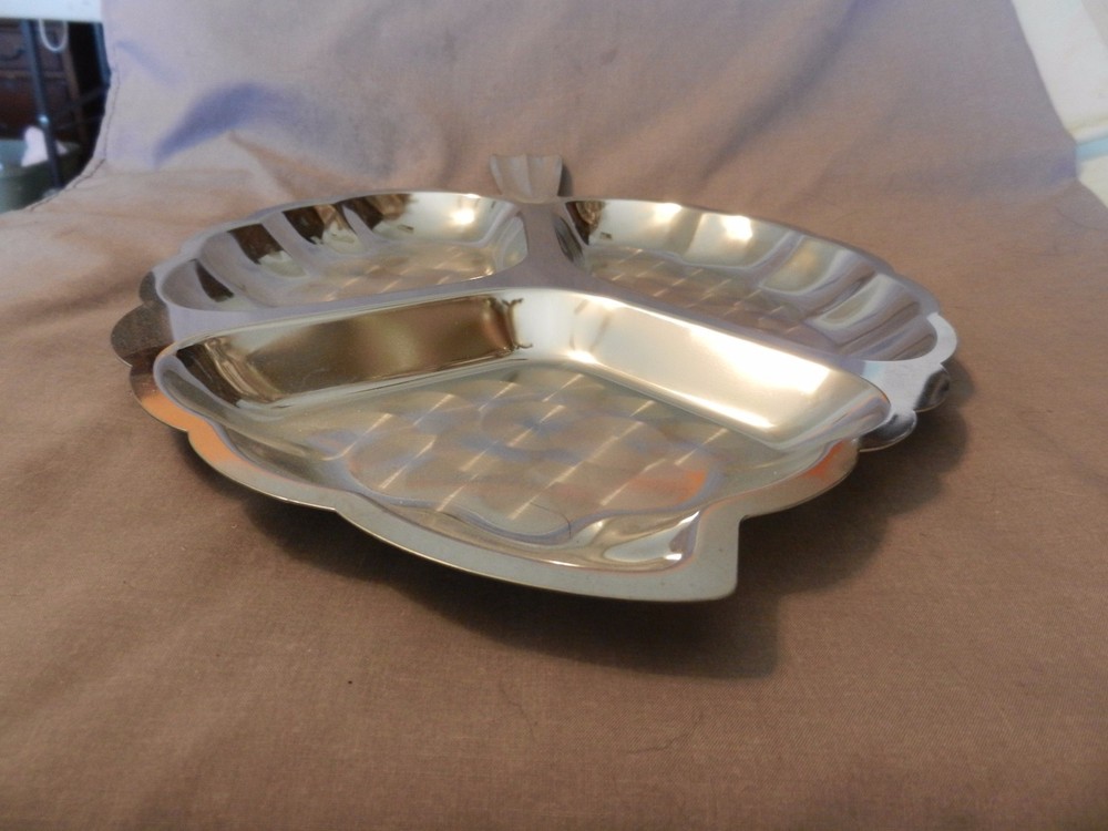 Vintage Silverplated 3 Section Divided Leaf Appetizer Serving Platter