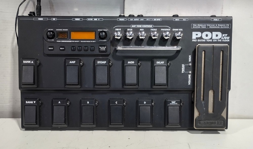 Line 6 Pod XT Live Electric Guitar Multi-Effects Processor & Amplifier Modeler