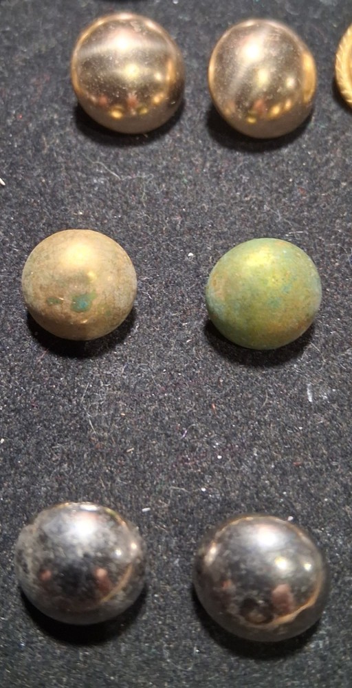 Vintage metal buttons, 36 pairs