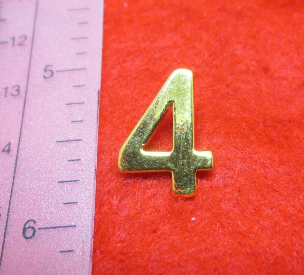 14KT GOLD PLATED NUMBER "4" LAPEL PIN