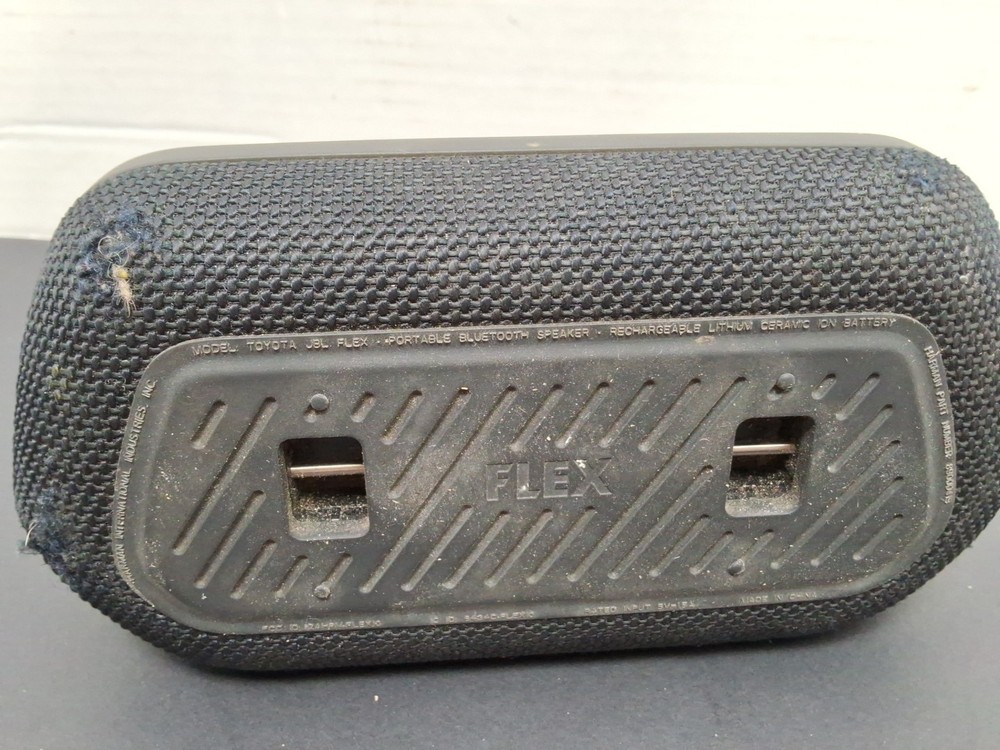 JBL TOYOTA FLEX BLACK BLUETOOTH PORTABLE SPEAKER