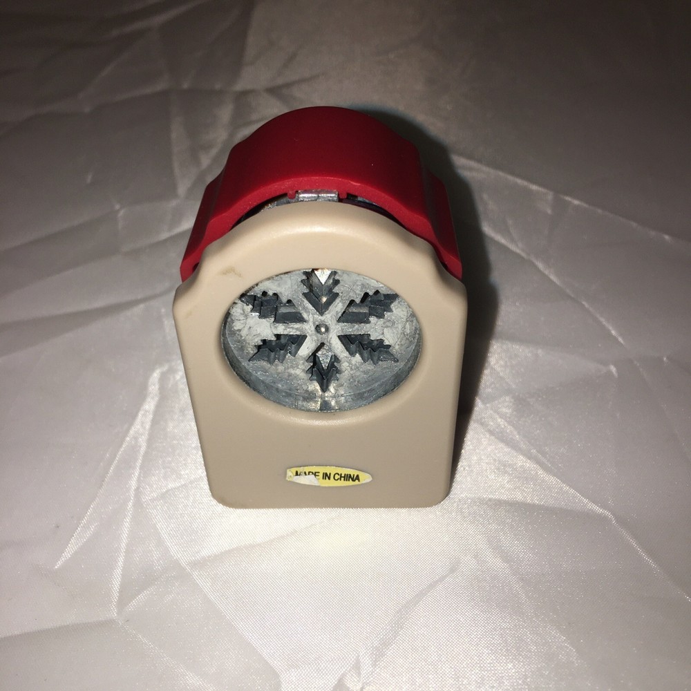 Anna Griffin Snowflake 45SNF Paper Punch NEW