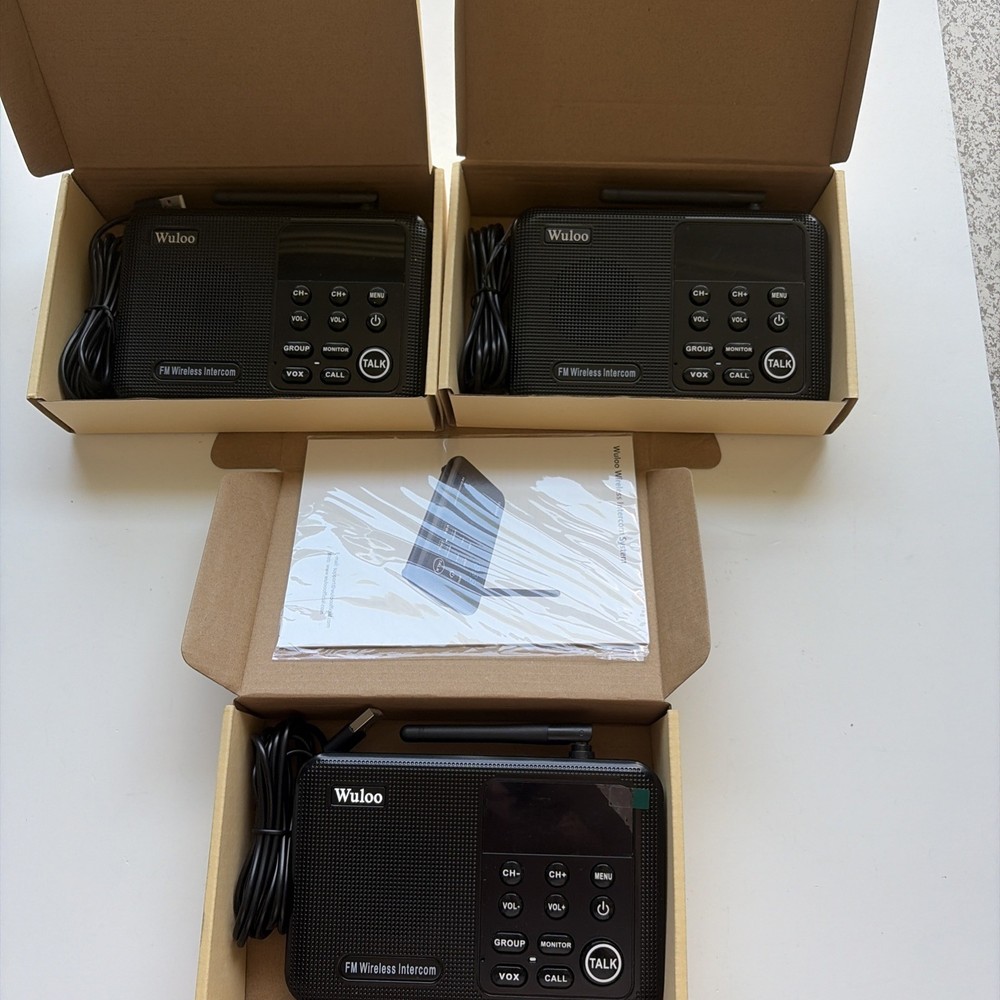 Wuloo Intercoms Wireless 3 Pack 1 Mile Range 22 Channel (No AC Adapter)