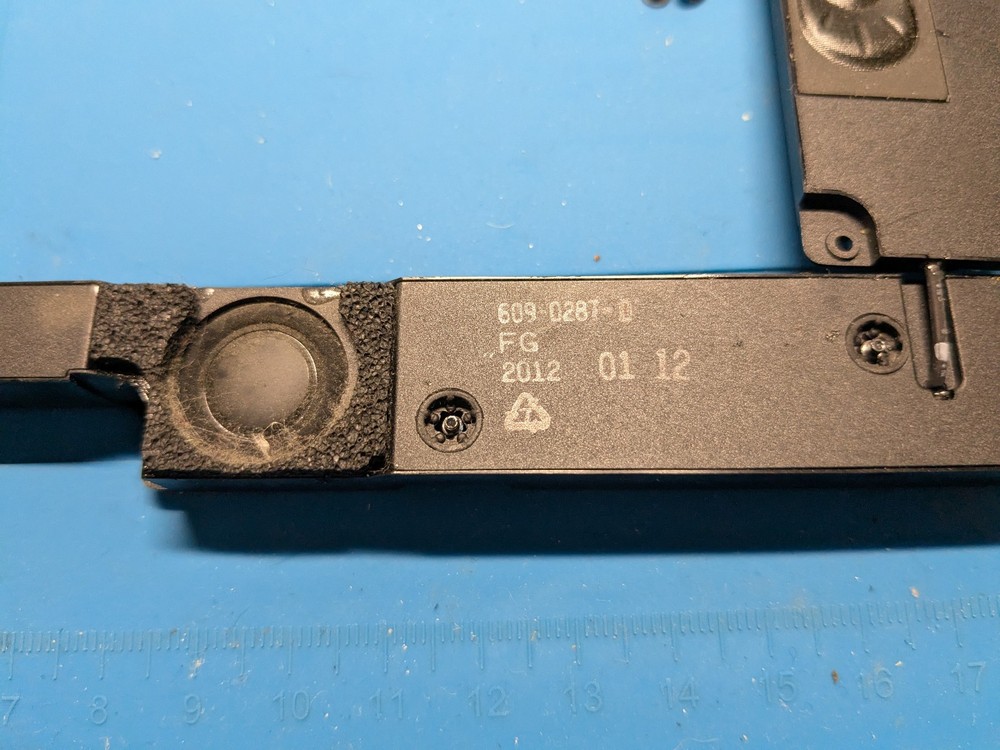 Apple Macbook Pro A1286 Speaker Set