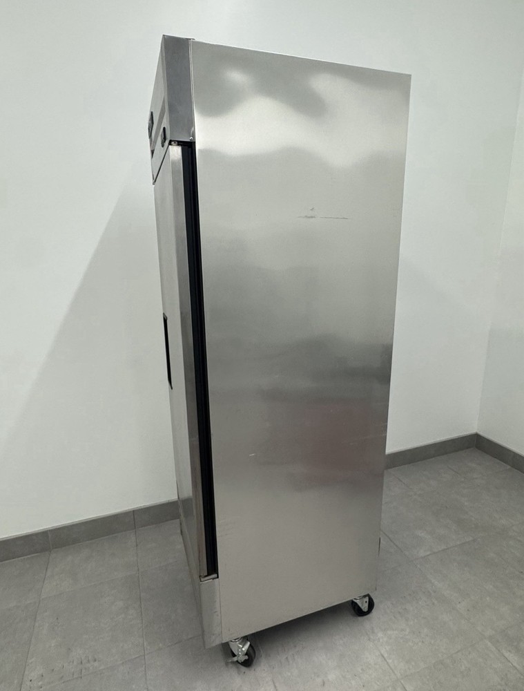 True T-23-HC Refrigerator