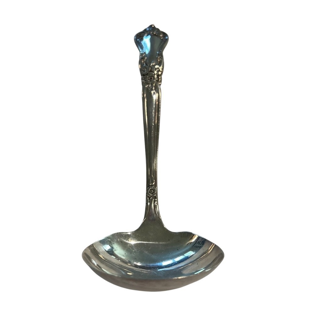 Wm F. Rogers Oneida Ltd 1956 Valley Rose Gravy Ladle 6.5 in Vintage Silver Plate