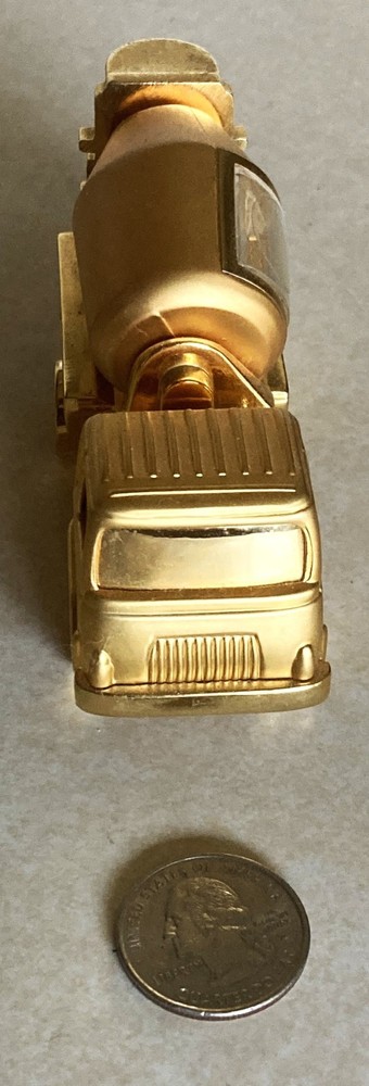 Cement Mixer Truck Mini Clock