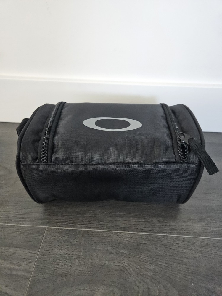 NEW Oakley Universal Soft Snow Goggle Case (Medium) Replacement