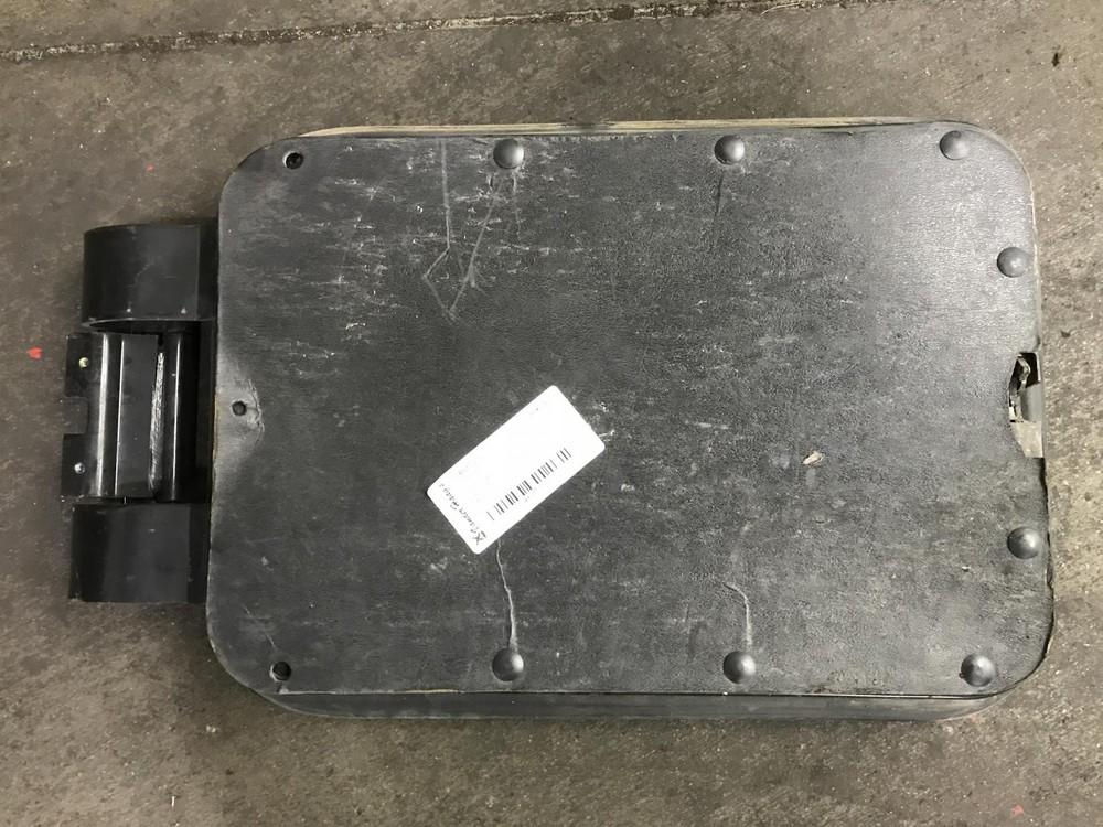 Mack CXN Right/Passenger Sleeper Door - Used