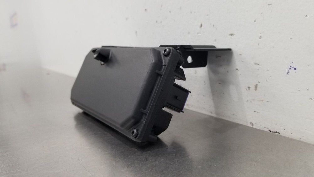 22 DODGE RAM TRX 1500 FRONT FACING CAMERA WINDSHIELD MOUNTED 4672891AB