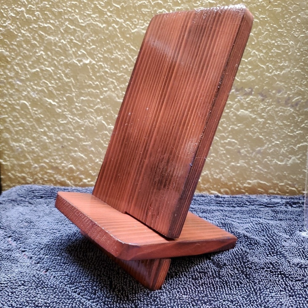 Custom Handmade 🧩 Solid Wood 🪵 Comic Book Display - Phone Holder - CGC Book🔥