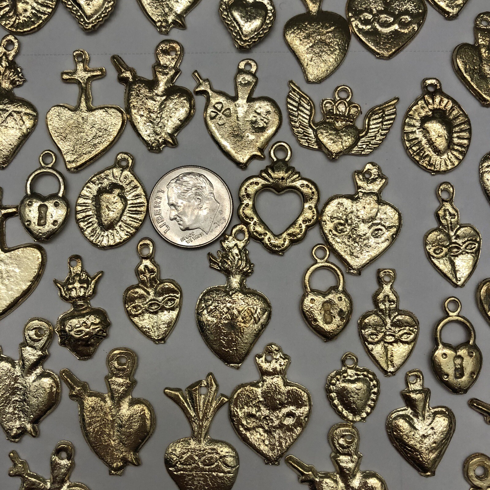 25 Milagro HEART Charms Mexican Folk Art GOLD All HEARTS Charm Lot