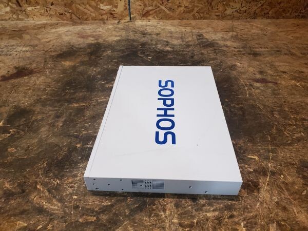 Sophos SG 210 Rev. 2 Rackmount Firewall Appliance