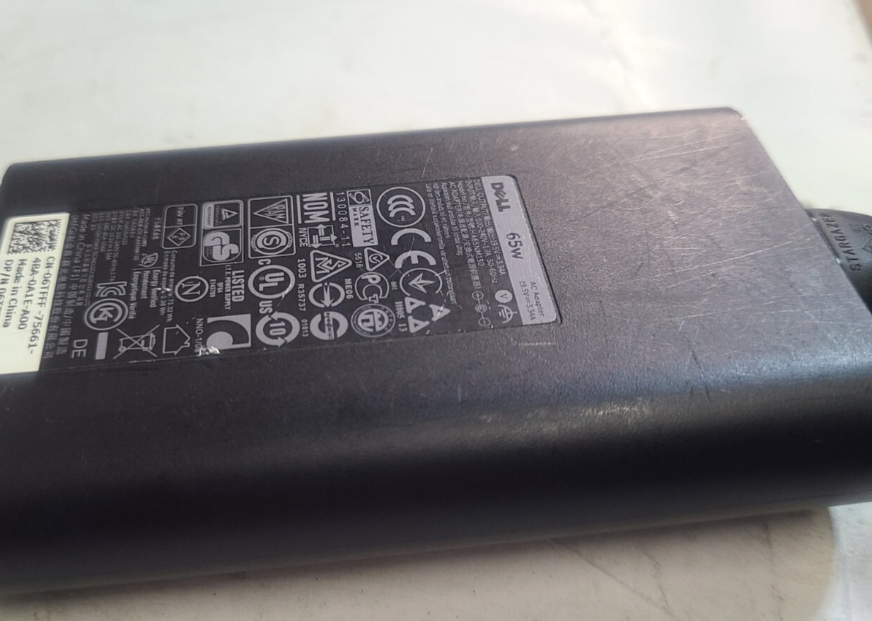 Mixed Lot of 10 Dell 65w LA65NM130 HA65NM130 Slim AC Adapters