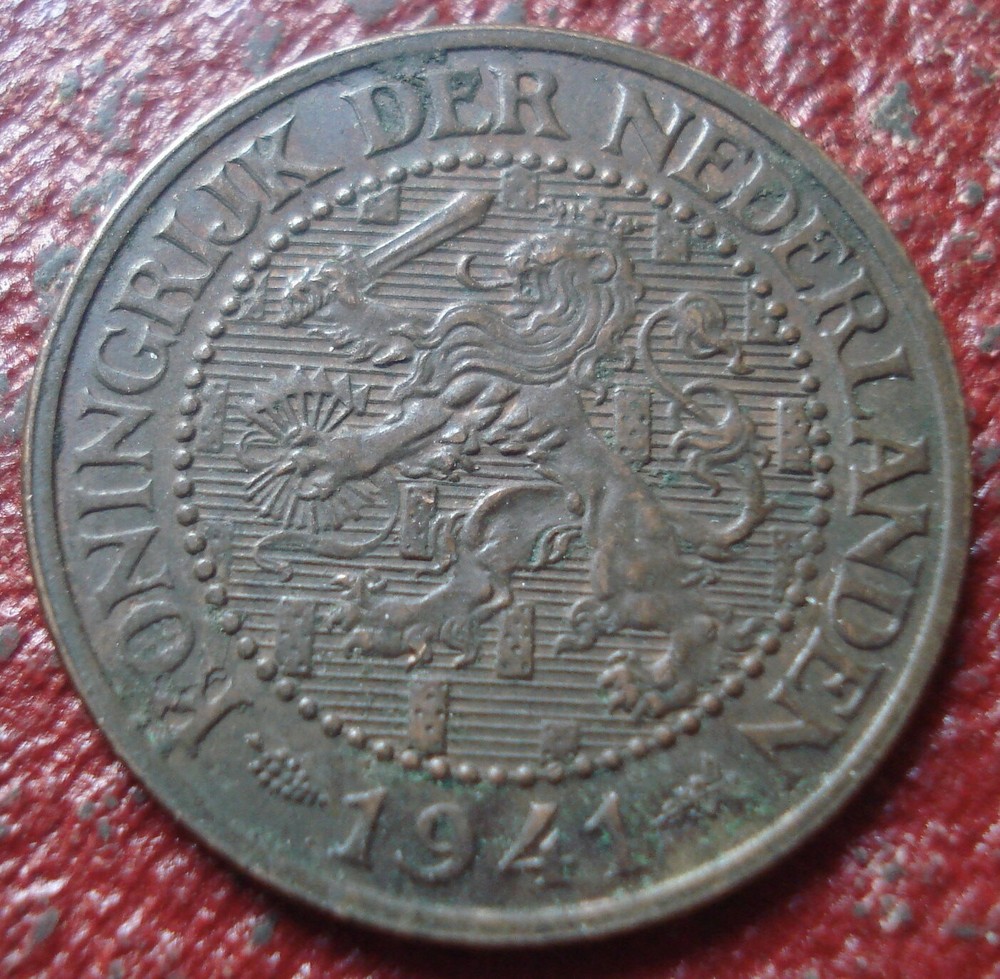 1941 NETHERLANDS 2 1/2 CENTS IN VF CONDITION