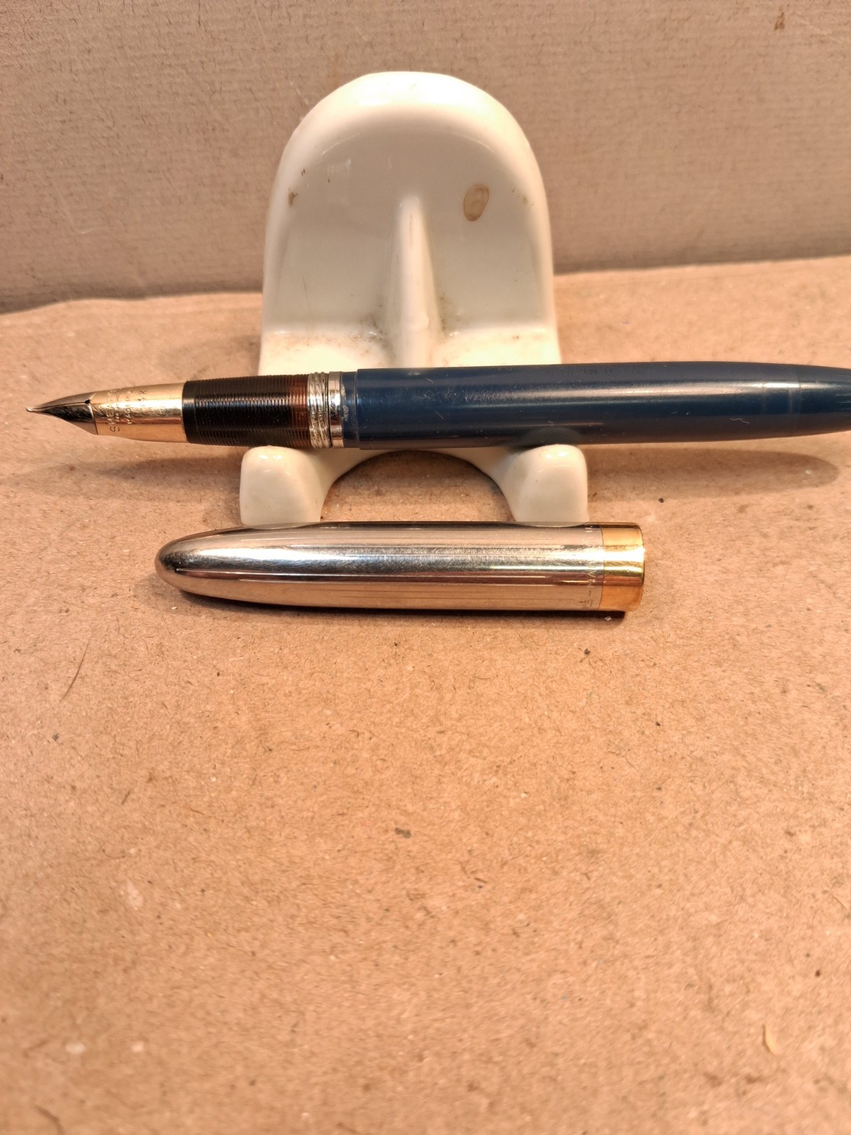 VTG SHEAFFER WHITE DOT VACUUM FILL FOUNTAIN PEN GOLD 14K NIB