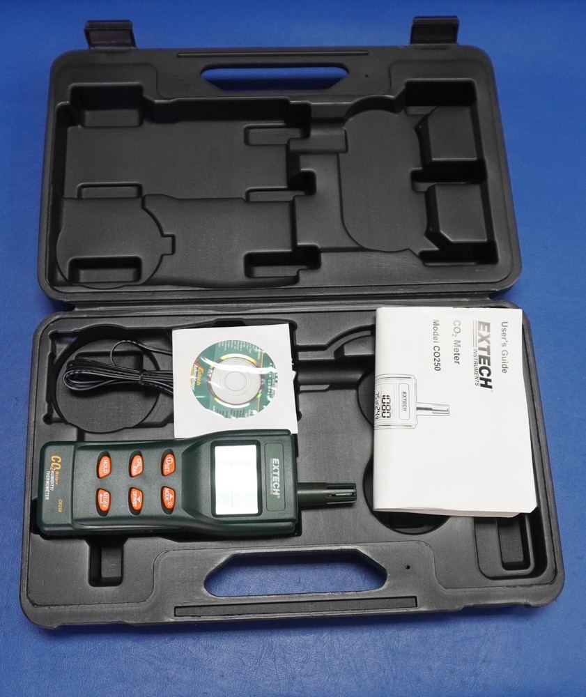 Extech CO250 CO2 meter & Humidity/thermometer