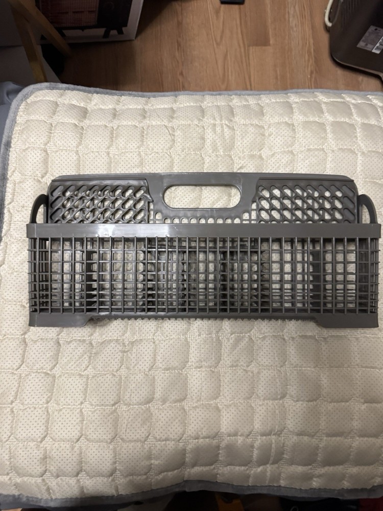 Whirlpool Dishwasher Part # WP8562043 Silverware Basket