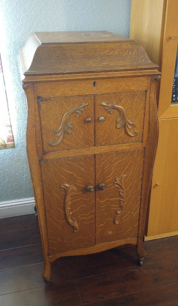 RCA VICTOR VICTROLA TALKING  MACHINE  1900 - VV-100 modified