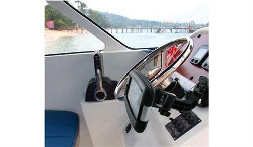 New Pyle PSIC55 iPhone Smartphone Waterproof Case W/ Headphone Jack + Car Mount