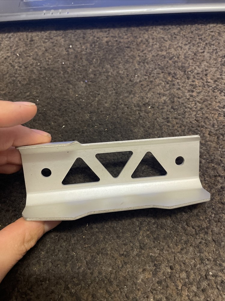 Suzuki SV650 Radiator End Cap
