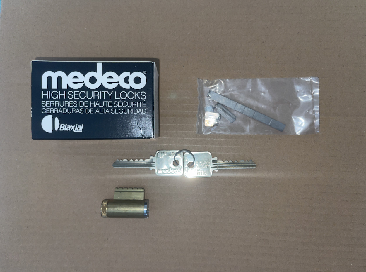 NEW Medeco G3 Biaxial KIK Lock Cylinder with 2 Keys