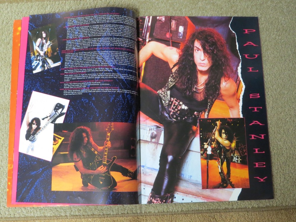 KISS REVENGE TOURBOOK 1992