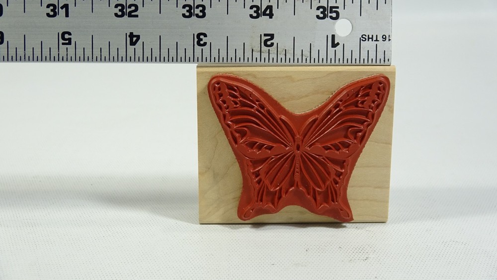 Memory Box Rubber Stamp Wonderland Butterfly E1713