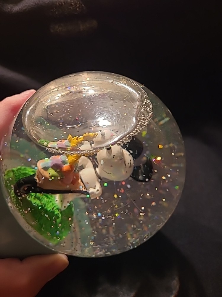 Snoopy Easter LIGHT UP Water Globe Snow Globe Please Read